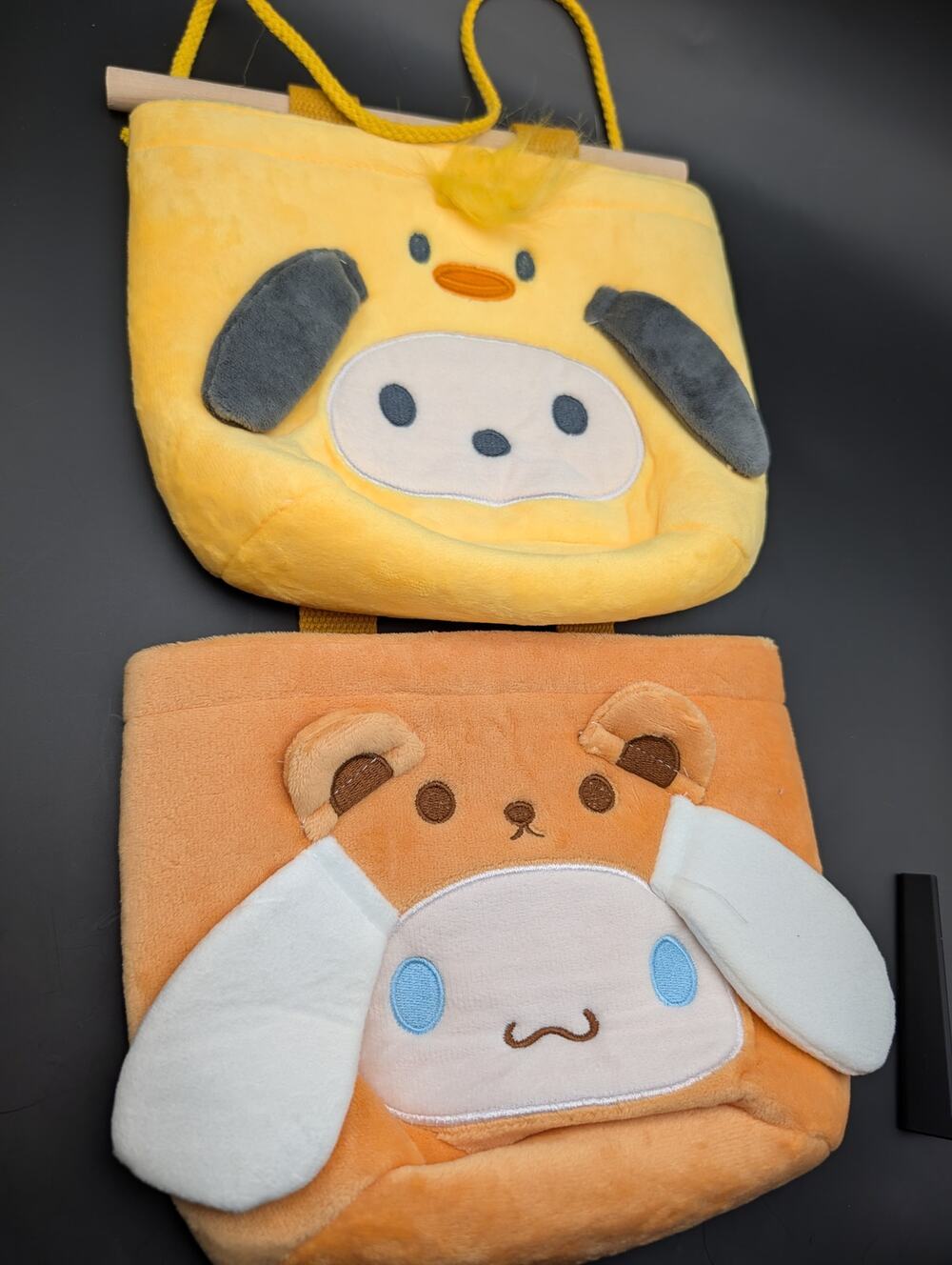 Sanrio Wall Pocket Organizer, Soft - Pochacco and Cinnamoroll